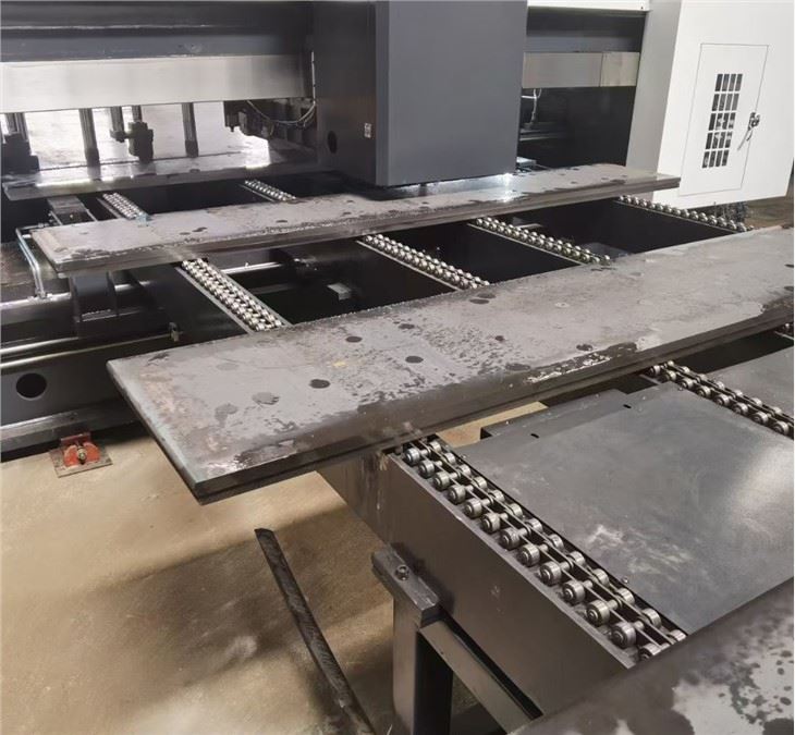 Low Cost&Long Life CNC Sawing And Milling Machine Low Cost&Long Life CNC Sawing And Milling Machine