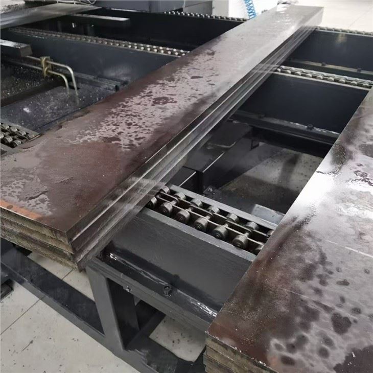 Low Cost&Long Life CNC Sawing And Milling Machine Low Cost&Long Life CNC Sawing And Milling Machine
